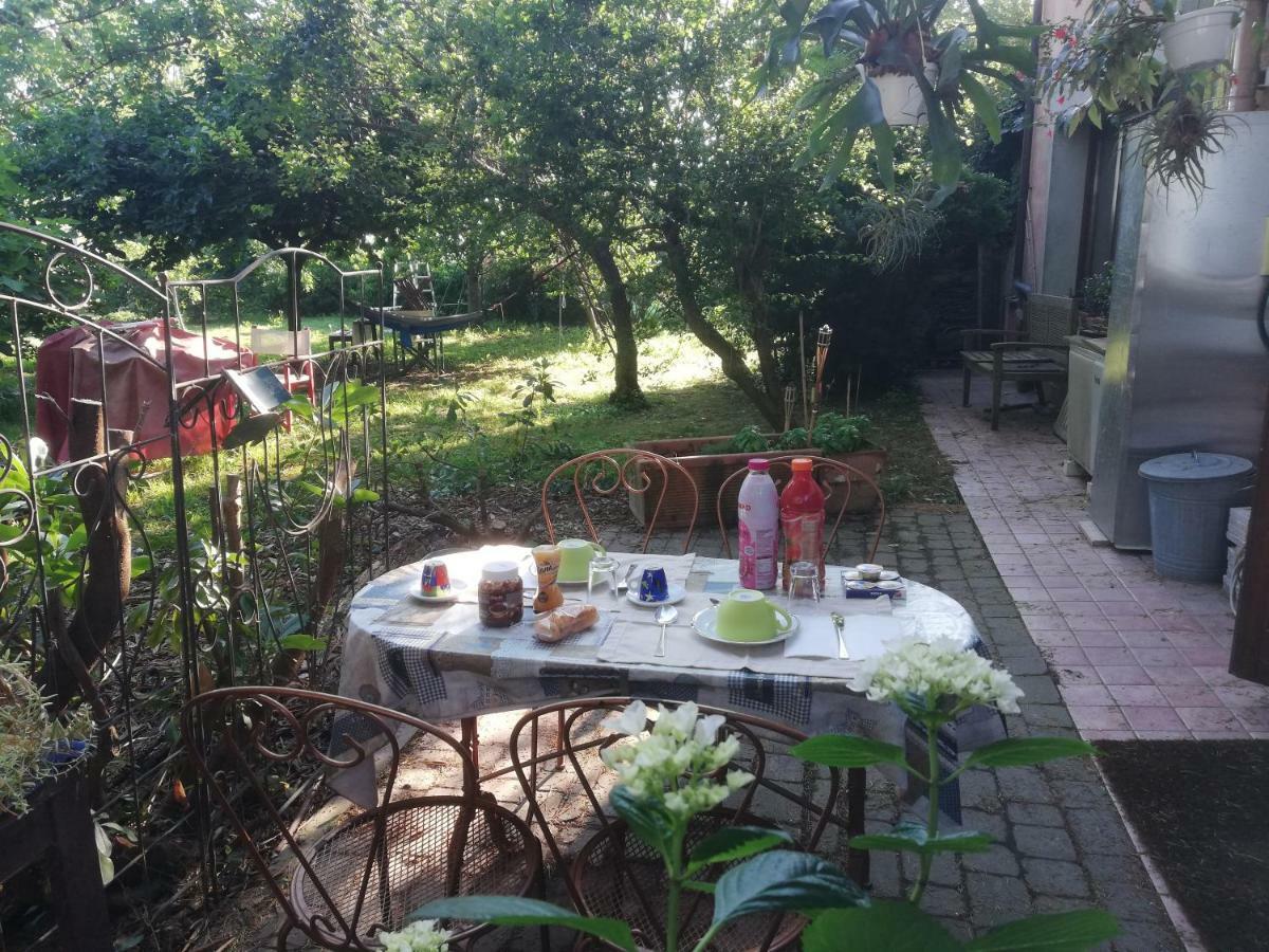 Apartament Camomilla Rawenna Zewnętrze zdjęcie